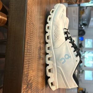 White OnClouds Men 11